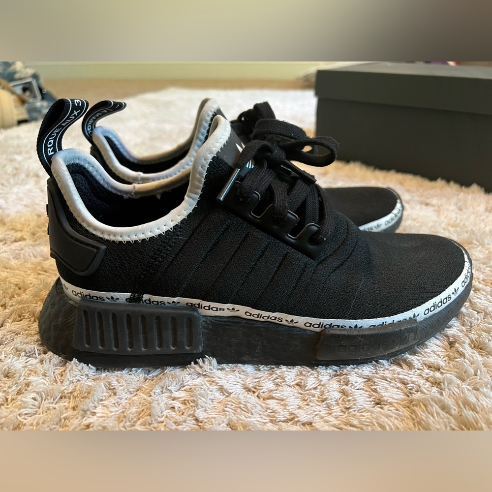 Women’s NMD R1